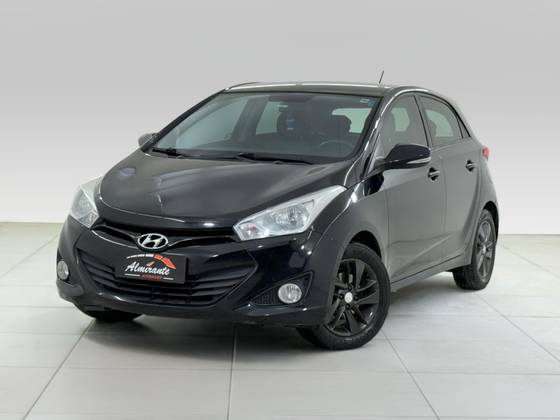 HYUNDAI HB20 1.6 PREMIUM 16V FLEX 4P MANUAL HYUNDAI HB20 1.6 PREMIUM 16V FLEX 4P MANUAL